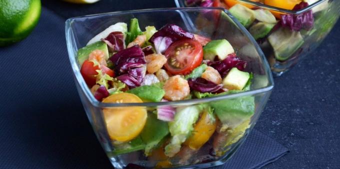 Rezepte: Salat mit Avocado, Garnelen und Tomaten