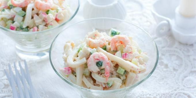 Schneller Salat mit Meerescocktail
