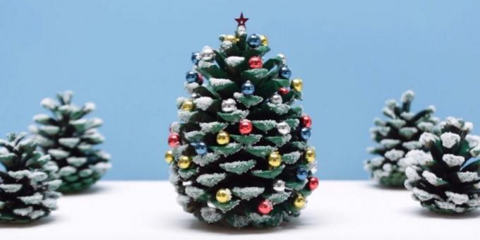Wie man aus Zapfen mit eigenen Händen einen Weihnachtsbaum macht