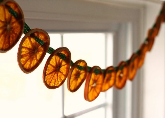 Christbaumschmuck: getrocknete Orangen