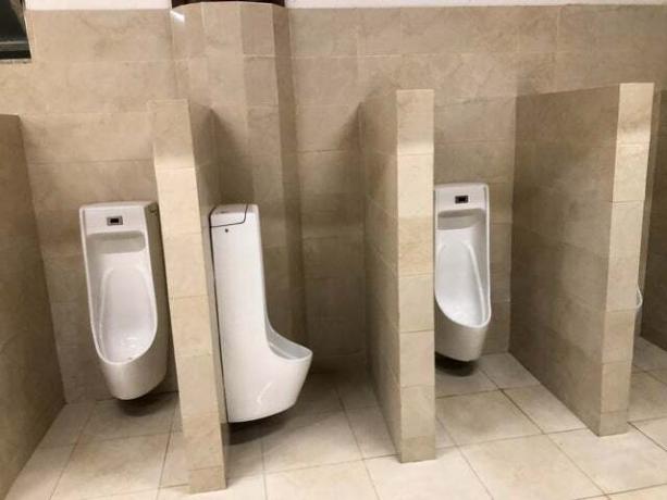 Urinal fehl am Platz
