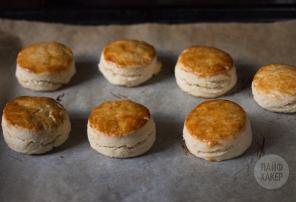 Wie kochen Muffins zum Frühstück von drei Zutaten