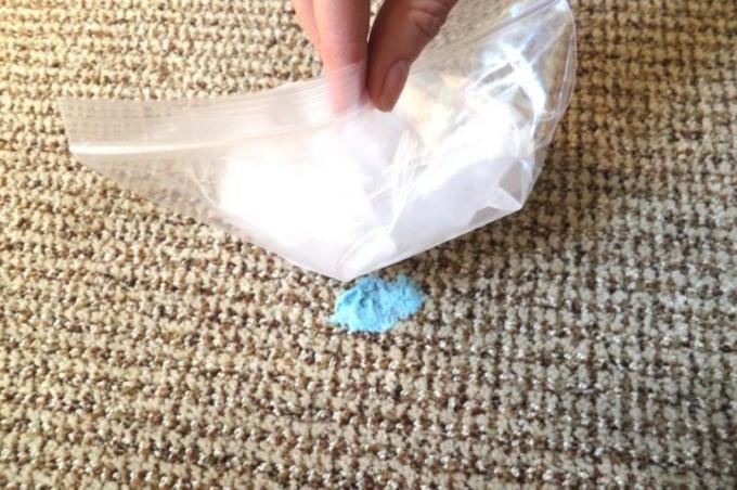 Wie ein Teppich aus Gummi reinigen