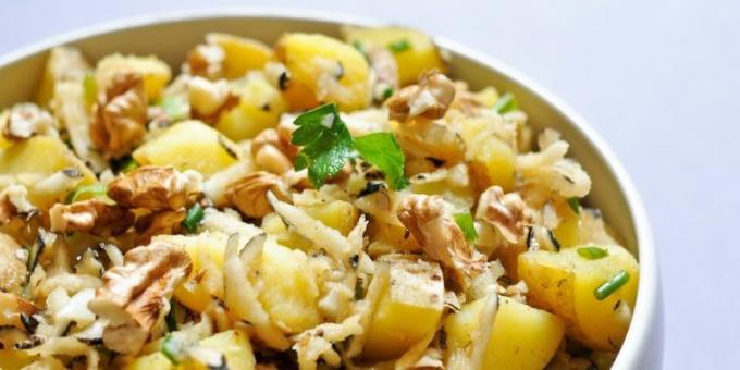 Salat von Rettich und Kartoffeln