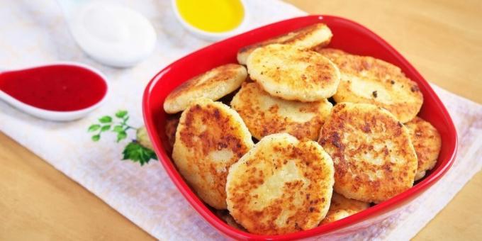 Käsekuchen mit Kartoffeln und Zitronensaft