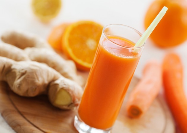 Karotte-Apfel-Orange-Smoothie