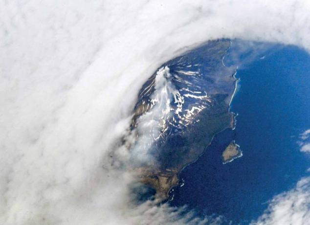 Fotos von der Erde aus dem Weltraum: die Kurilen