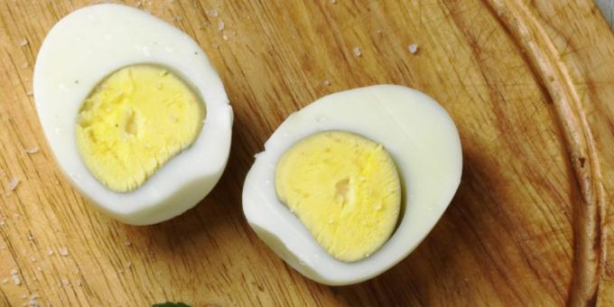 gesundes Frühstück: hart gekochte Eier