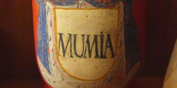 Pharmazeutisches Gefäß des 18. Jahrhunderts mit Mumiyo