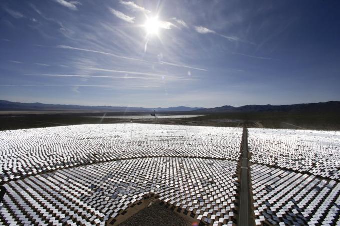 Technologien der Zukunft, werden die Menschen in der Lage eine besondere „solar“ Beschichtungen zu sprühen