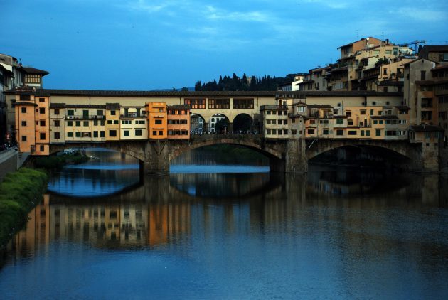 schöne Brücken: die Ponte Vecchio, Italien