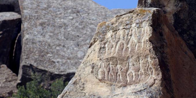 Urlaub in Aserbaidschan: Petroglyphen