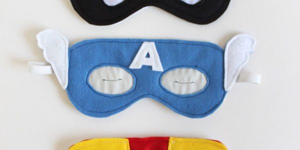 Wie man Geschenke am 23. Februar macht mit seinen eigenen Händen: Schlafmaske Superhero