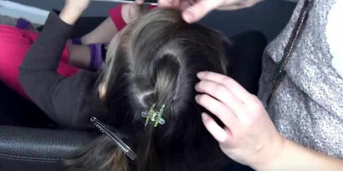 Neue Frisuren für Mädchen: teilen Sie die Haare