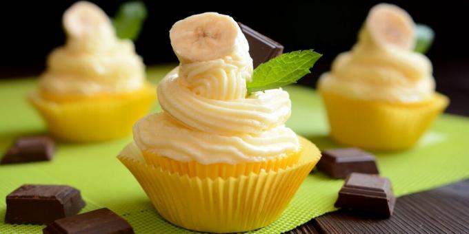 Bananen-Cupcakes mit Vanillecreme