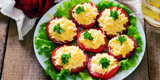 Schnelle Vorspeise aus Tomaten und Käse