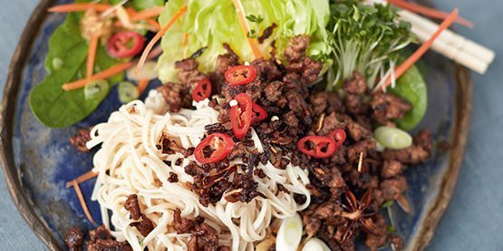 Was für das Abendessen zu kochen: Knusprige Rindfleisch asiatischen Stil