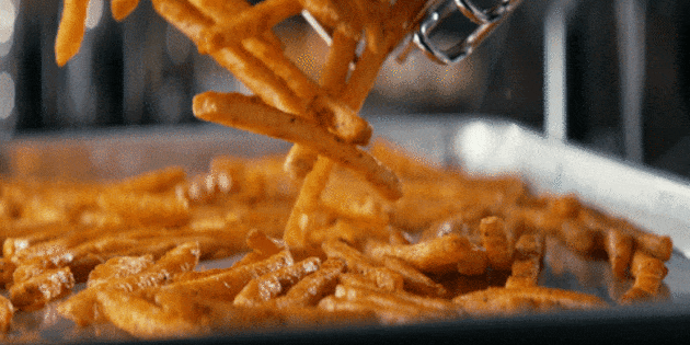 Wie die Pommes frites in multivarka kochen