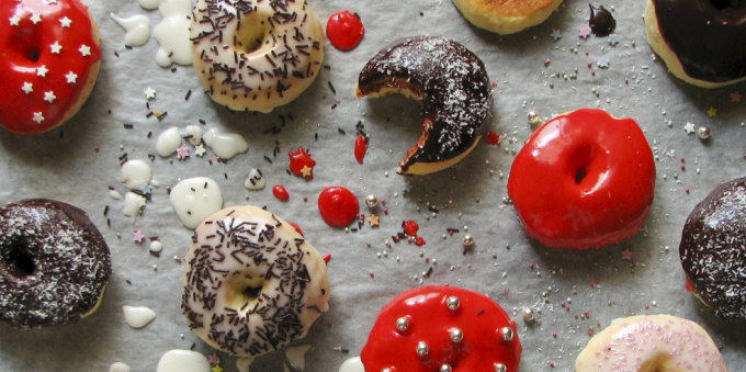 Donuts ohne tiefes Fett im Ofen