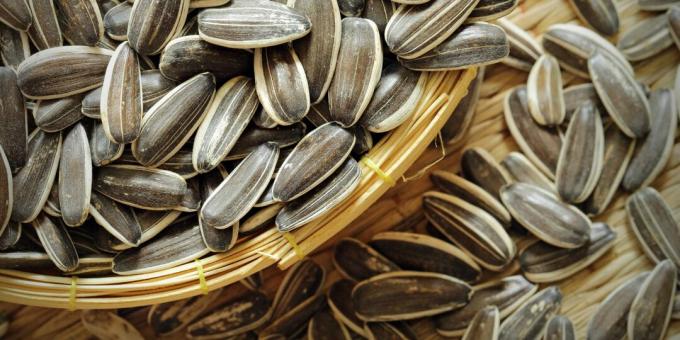 Welche Lebensmittel enthalten Ballaststoffe: gebratene Samen