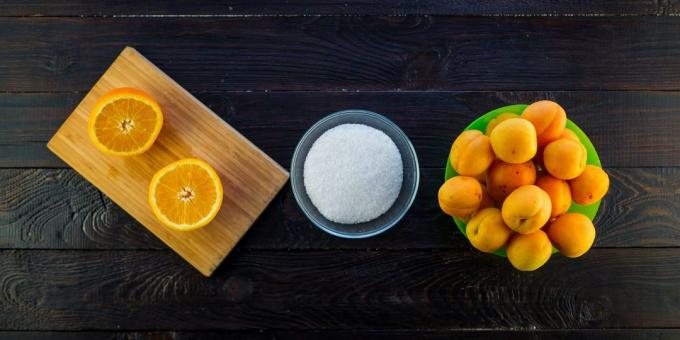 Ein sehr einfaches Rezept für Marmelade aus Aprikosen und Orangen: Zutaten