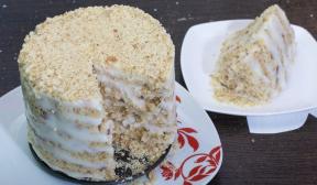 Einfacher No-Bake-Kuchen mit Sauerrahm