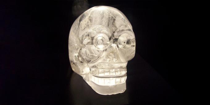 Technologien antiker Zivilisationen: Kristallschädel im Quai Branly Museum, Paris