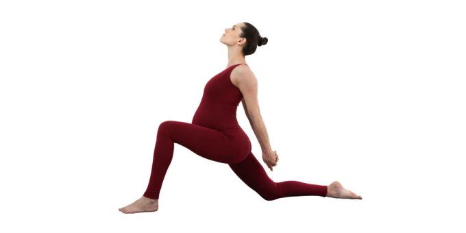 Yoga für Schwangere: die Haltung des Fahrers (Aswa sanchalasana)