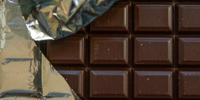 Welche Lebensmittel enthalten Eisen: dunkle Schokolade
