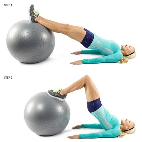 Flexion und Extension Beine auf fitball