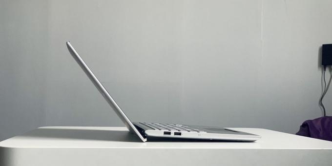 Asus VivoBook S15 S532FL: der Öffnungswinkel des Deckel