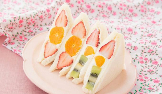 Perfekte japanische Fruchtsandwiches