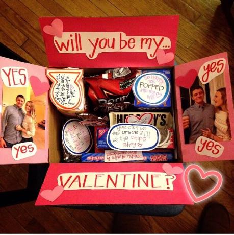 Geschenke zum Valentinstag: Box mit Süßigkeiten