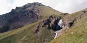 Wie man einen Urlaub in der Elbrus-Region verbringen - am Fuß des höchsten Gipfels Russlands