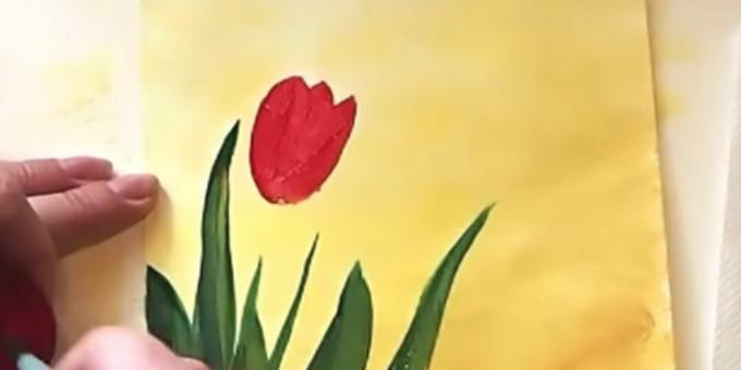 So zeichnen Sie einen Strauß Tulpen: Fügen Sie eine Knospe hinzu