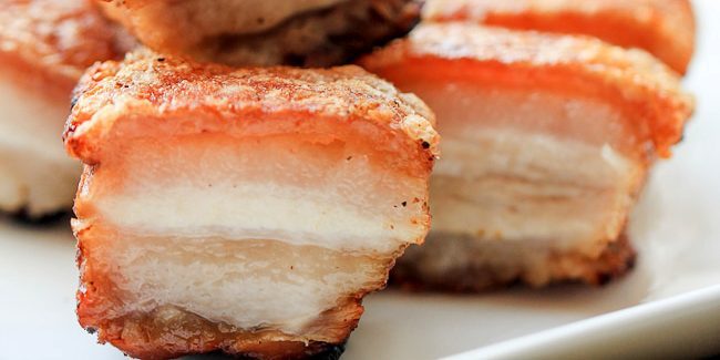 Schweinefleisch im Ofen: Schweinefleisch mit knusprig salzigen Kruste in der chinesischen
