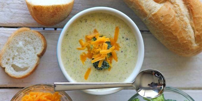 Käse, Sahne von Broccoli-Suppe: einfaches Rezept