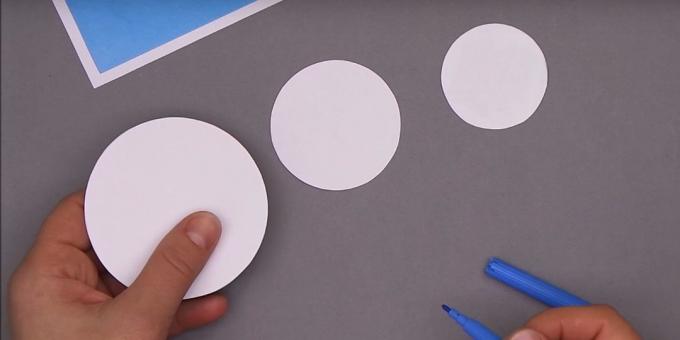Cut Kreise: wie man eine Weihnachtskarte machen