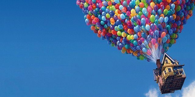 In der Karikatur „Up“ Haus fliegt auf Luftballons