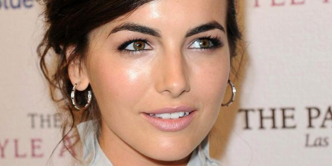 Make-up für "abgesenkte" Augen. Camilla Belle