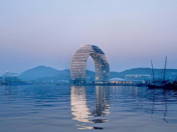 Chinesische Architektur: Das Hotel "Sheraton" in Huzhou