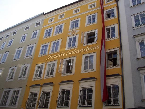 Haus in Salzburg, wo Mozart geboren wurde