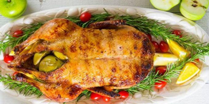 Was für das neue Jahr vorzubereiten: die Geheimnisse und Rezepte: Wie zarteste Ente im Ofen machen