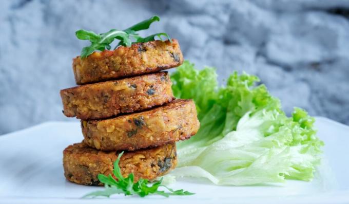 Gemüseschnitzel mit Tofu und Ingwer