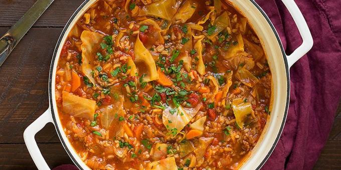 Rezepte mit Kohl: Dicke Suppe mit Kohl, Reis und Rindfleisch