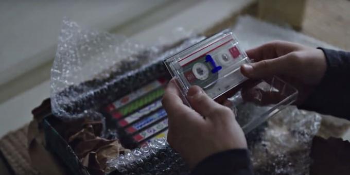 Bandkassetten: Ein Rahmen aus der Netflix-Serie "13 Gründe warum"