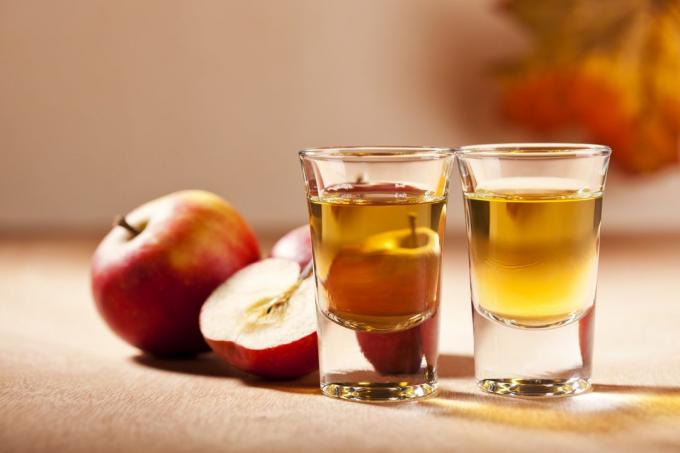 Alkohol Tinkturen: apple calvados